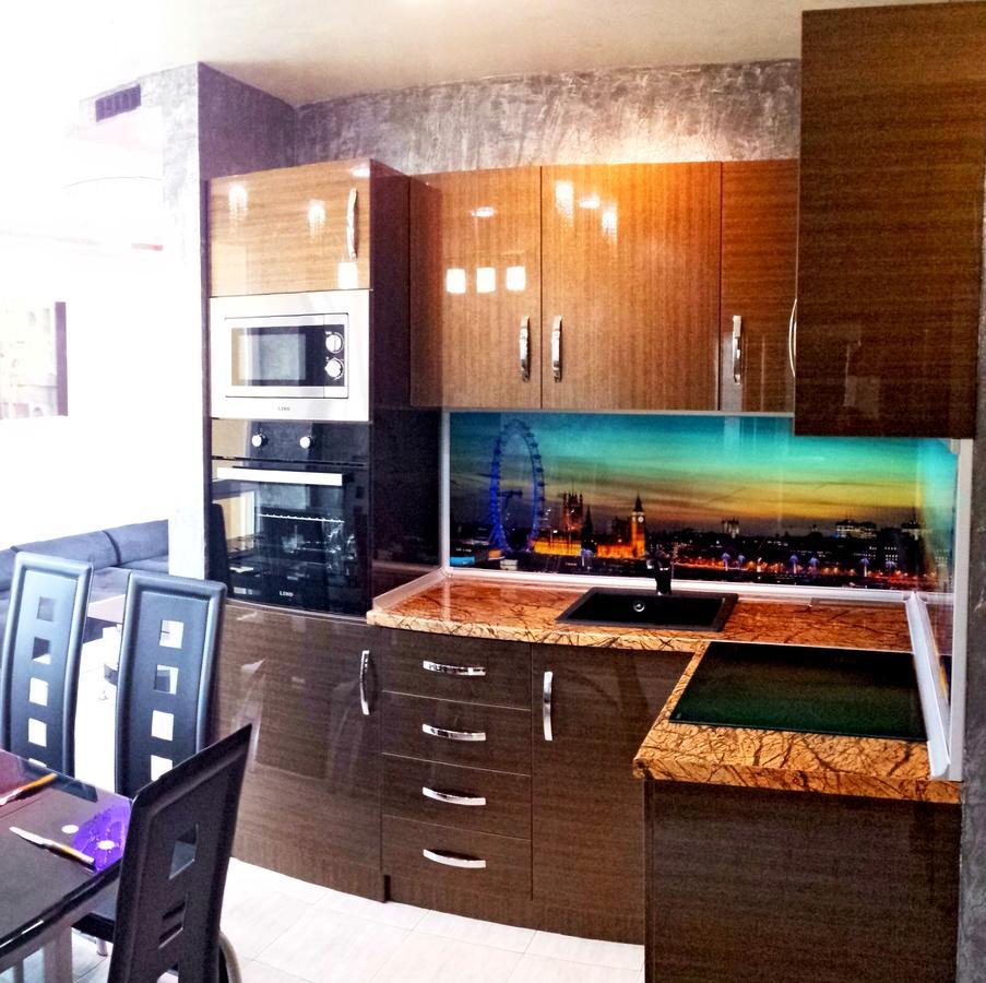 Pollo Resort Mikosta Apartments Pantai Sunny Bagian luar foto